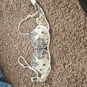 Victoria's Secret padded bra white